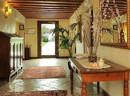 מלון Dei Carpini 3*