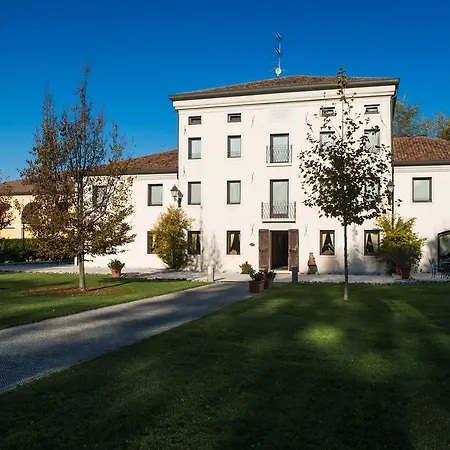 Dei Carpini Hotel 3*